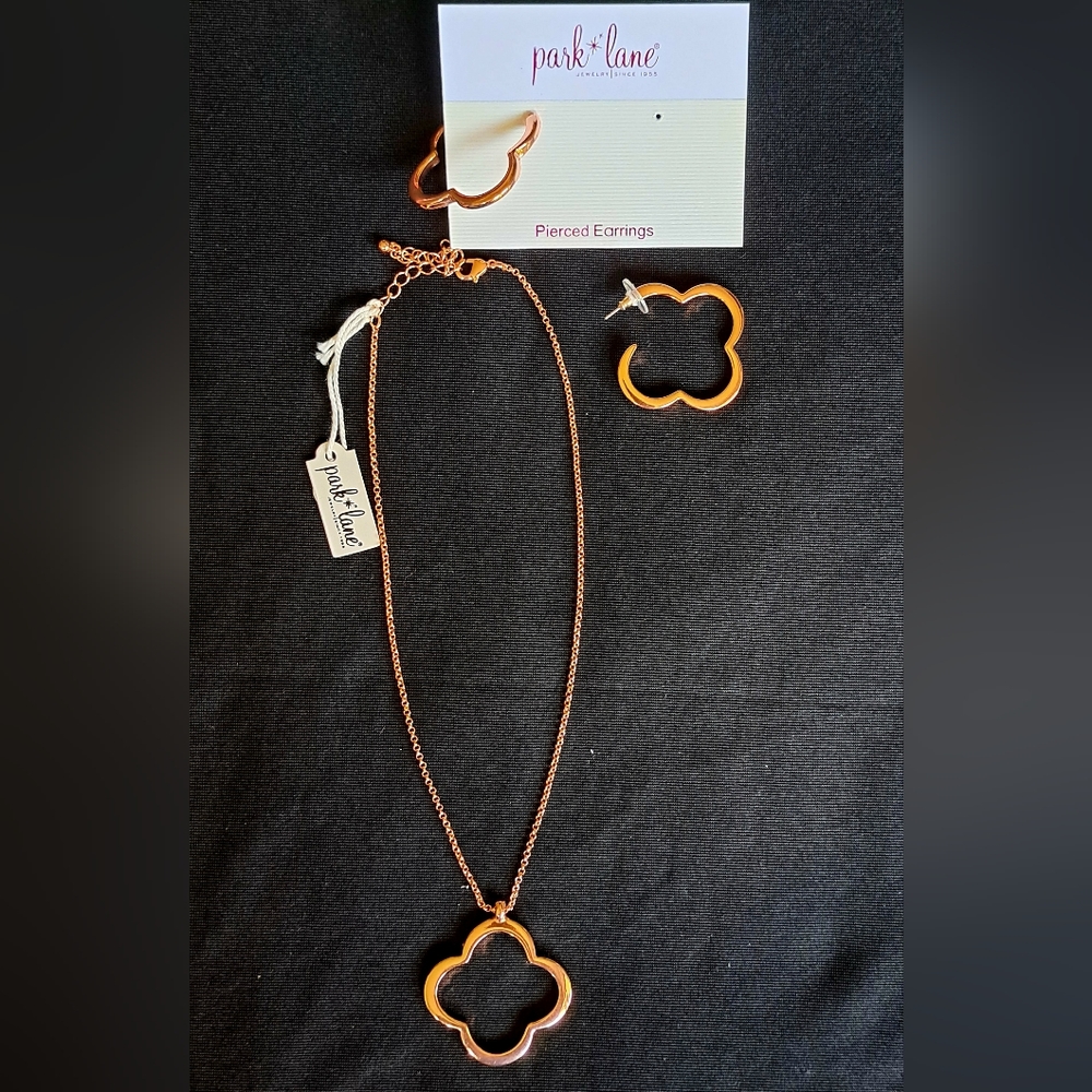 NWT-Joyride Necklace and earrings  set gold rose, Park Lane.